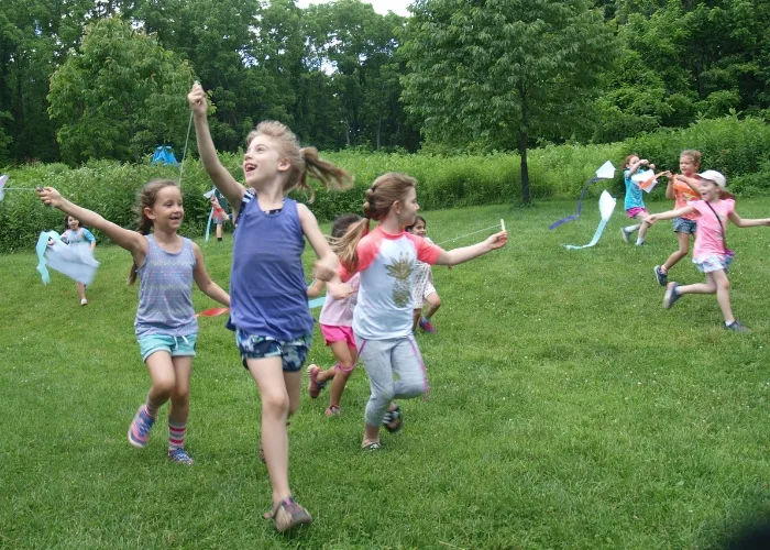 children running summer camp