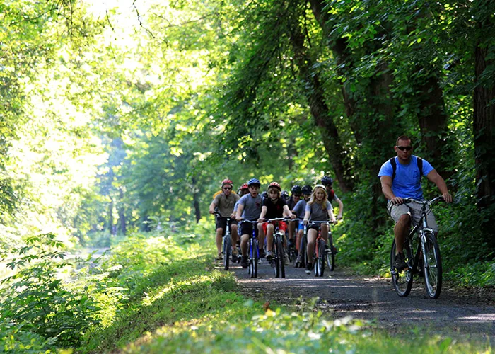 Kid Group Biking DL WC Guide in Front